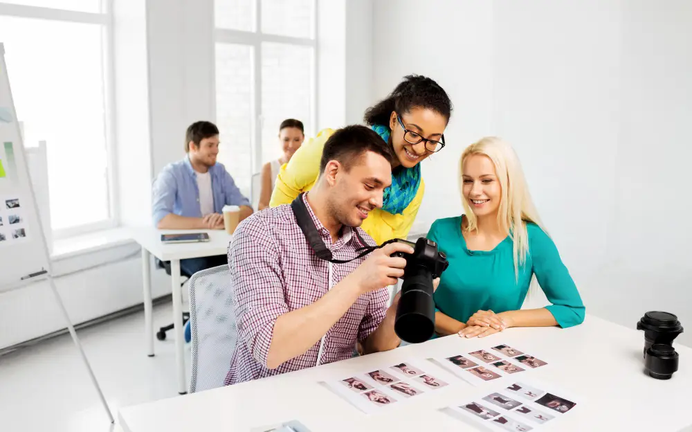 How to Make Your High School Senior Photos Stand Out Tips for a Personalized Session