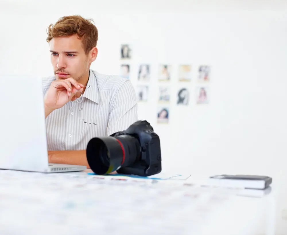 Why Professional Headshot Photography Is Essential for Your Personal Brand